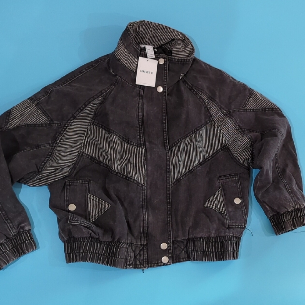NEW Forever 21 Womens Black Jean Jacket Small New